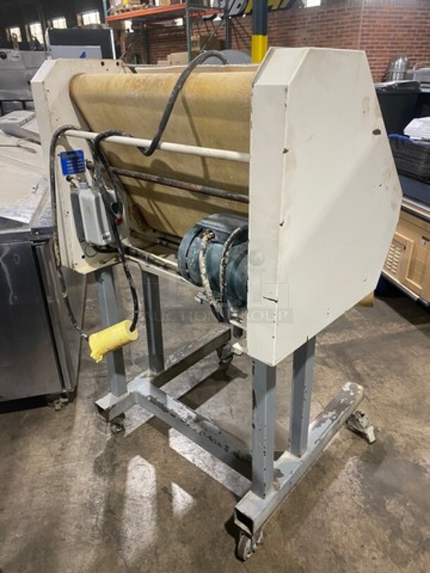Benier Commercial Floor Style French Bread Molder! On Casters! Model: FBM92 SN: 96K357 208V 60HZ 3 Phase - Image 4 of 11