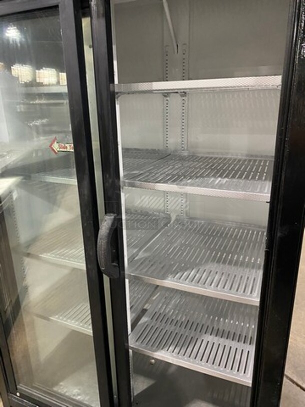 True Commercial 2 Sliding Door Reach In Refrigerator Merchandiser! With View Through Doors! With Poly Coated Racks! Model: GDM33 SN: 1671410 115V 60HZ 1 Phase - Image 5 of 8