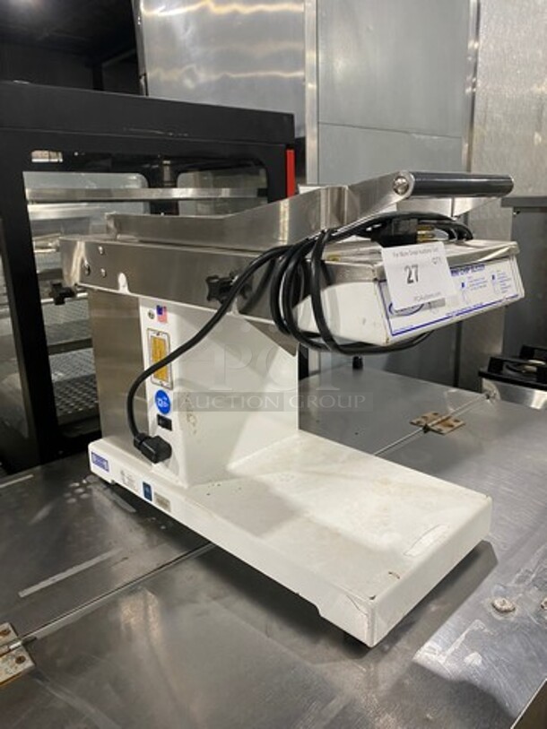 Oliver Commercial Countertop Mini Chip Slicer! Model: 738 SN: 188984 115V 60HZ 1 Phase - Image 2 of 7