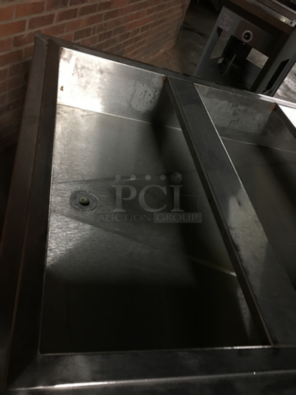 Stainless Steel 3 Bay Steam Table! With 2 Shelves Storage Underneath! On Legs! - Image 6 of 7