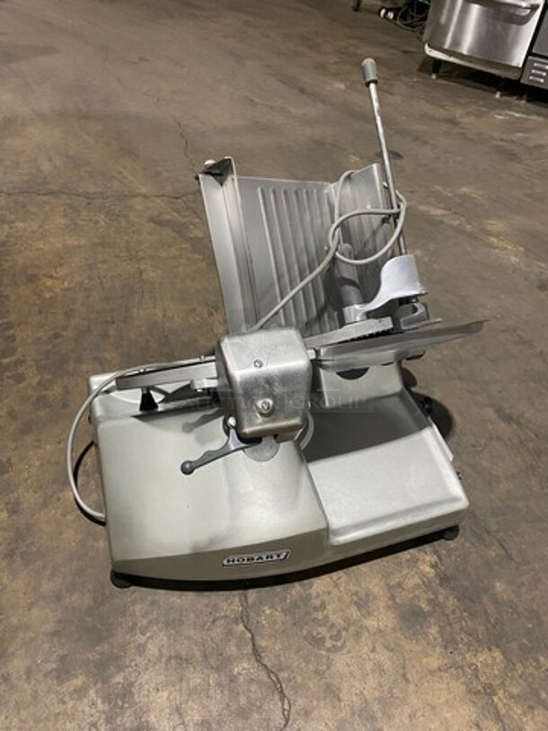 Hobart Commercial Countertop Deli/ Meat Slicer! All Stainless Steel! WORKING WHEN REMOVED! Model: 2812 SN: 561314514 120V 60HZ 1 Phase - Image 3 of 9