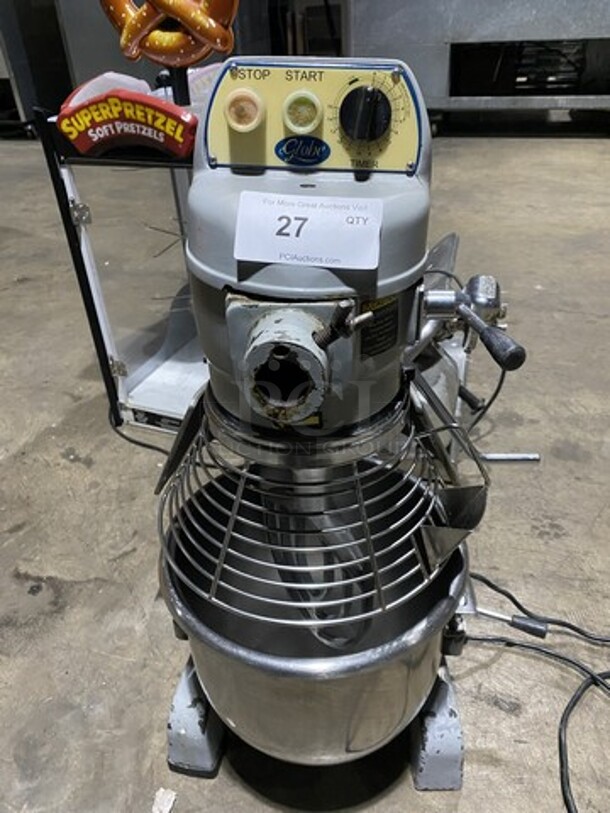 Globe Commercial 20 Quart Planetary Mixer! Model SP20! 110V 1 Phase! With S.S. Bowl And Paddle Attachment! 