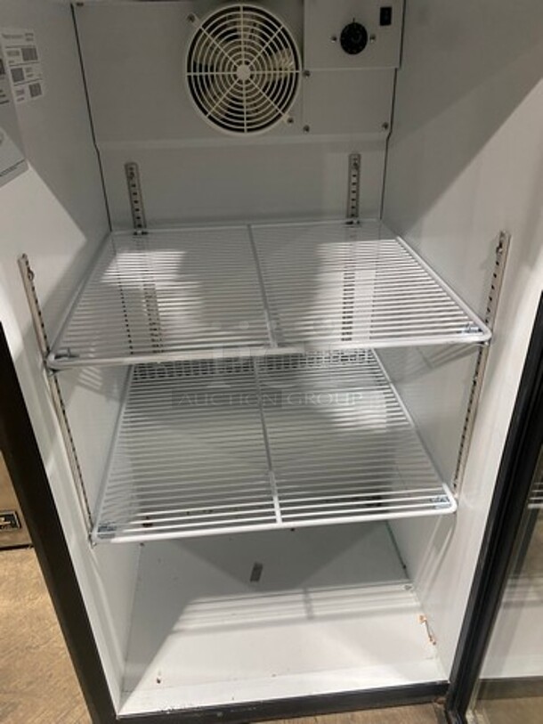 Habco Single Door Mini Reach In Cooler Merchandiser! With View Through Door! With Poly Coated Racks! Model: OC6 SN: OC606860 115V 60HZ 1 Phase - Image 5 of 7