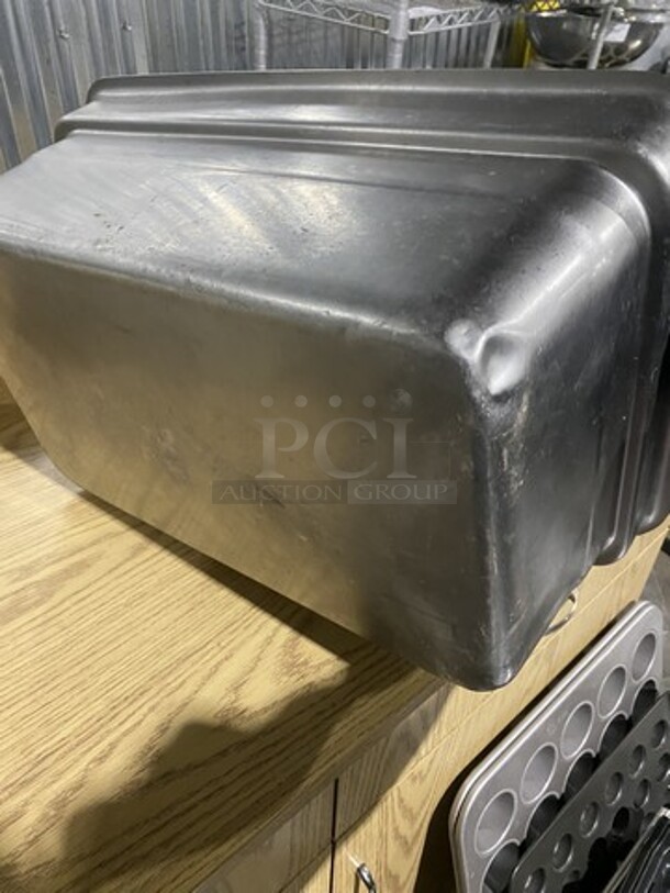 Commercial Assorted Food Pans! 4 X Your Bid! - Image 7 of 9