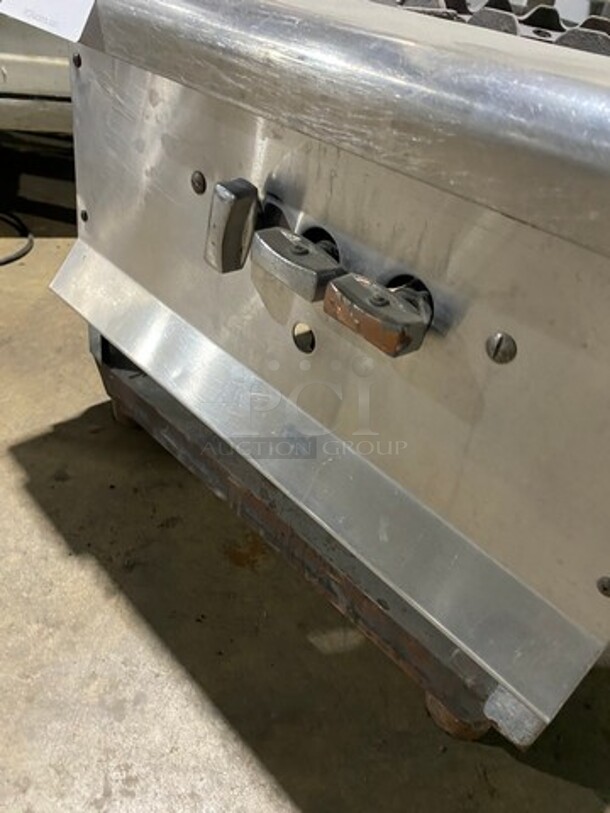 Commercial Natural Gas Powered Single Jet Burner Stock Pot Range! Stainless Steel Body! On Small Legs! - Image 6 of 7