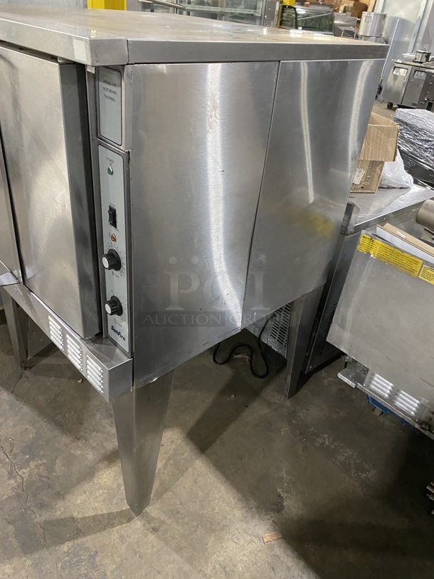 Nice! SUNFIRE Commercial Natural Gas Powered Stainless Steel Powered Convection Oven On Legs! W/ Metal Racks! Model SCOGS10!  - Image 3 of 9