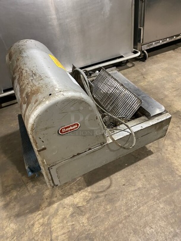 Berkel Commercial Countertop Bread Loaf Slicer! - Image 3 of 7