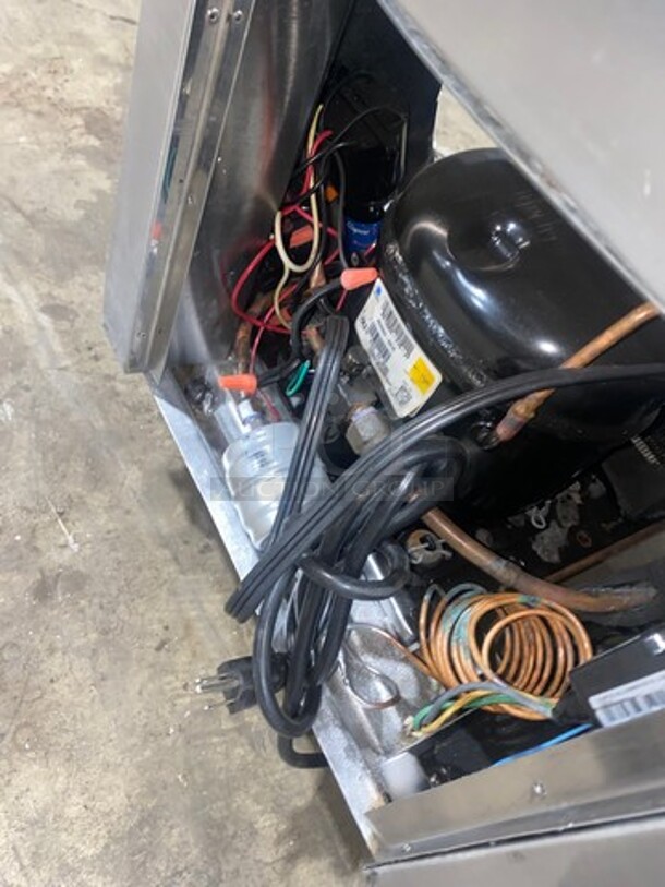 Leader Commercial 2 Sliding Door Back Bar Cooler! With View Through Doors! With Metal Rack! All Stainless Steel! On Legs! - Image 8 of 8