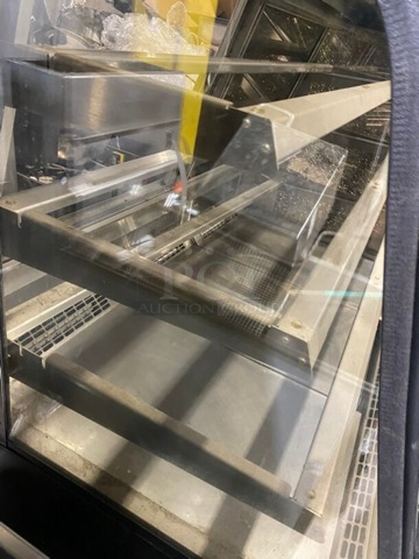 Federal Commercial Refrigerated Deli/Bakery Display Case! With Slanted Front Glass! With Sliding Glass Rear Access Doors! - Image 5 of 6