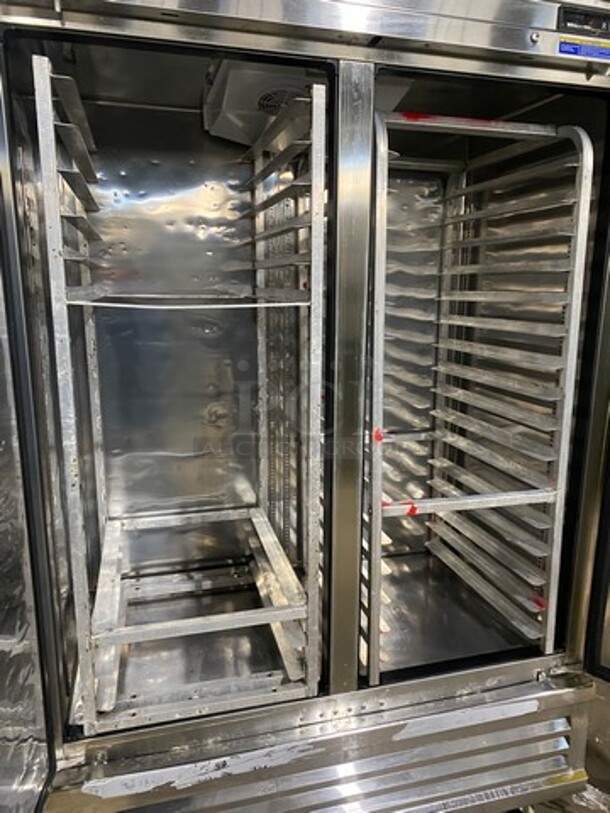 Everest Commercial 2 Door Reach In Cooler! With Pan Racks! All Stainless Steel! On Casters! Model: EBR2 SN: BBR214030027 115V 60HZ 1 Phase - Image 5 of 9
