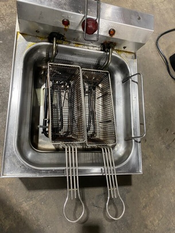 Cecilware Countertop Electric Powered Deep Fat Fryer! With Backsplash! All Stainless Steel! Working! - Image 5 of 8