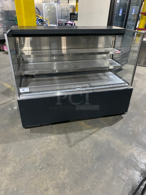 Structural Concepts Commercial Refrigerated Grab-N-Go Case Merchandiser! With Shelves! Model: NR6047RSSV SN: 1178084DV330784 120V 60HZ 1 Phase