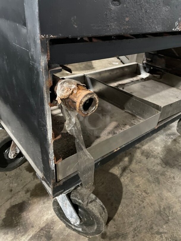 Bakers {ride Stainless Steel Commercial Natural Gas Powered Char Broiler Grill! On Commercial Casters! - Image 9 of 9