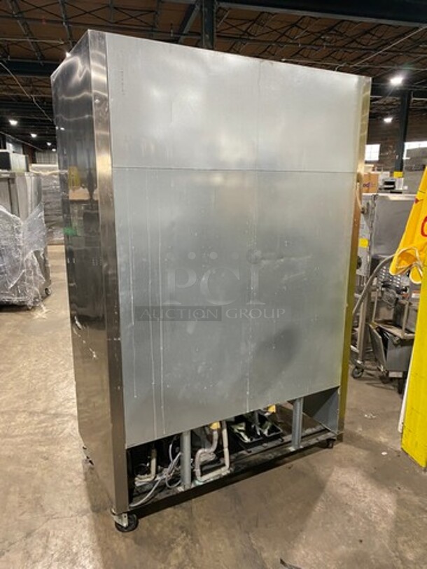 MASTERBILT 2 Solid Door Commercial Reach In Freezer! All Stainless Steel! On Casters! Model: F49-S SN: F49S 115V/60HZ/1 Phase! - Image 4 of 8