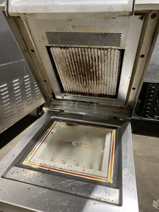 WOW! 2016 Electrolux Rapid Infared Panini Press Machine! HSG Series! Model HSPPA1 Serial 64210021! 208V 1 Phase!  - Image 6 of 10