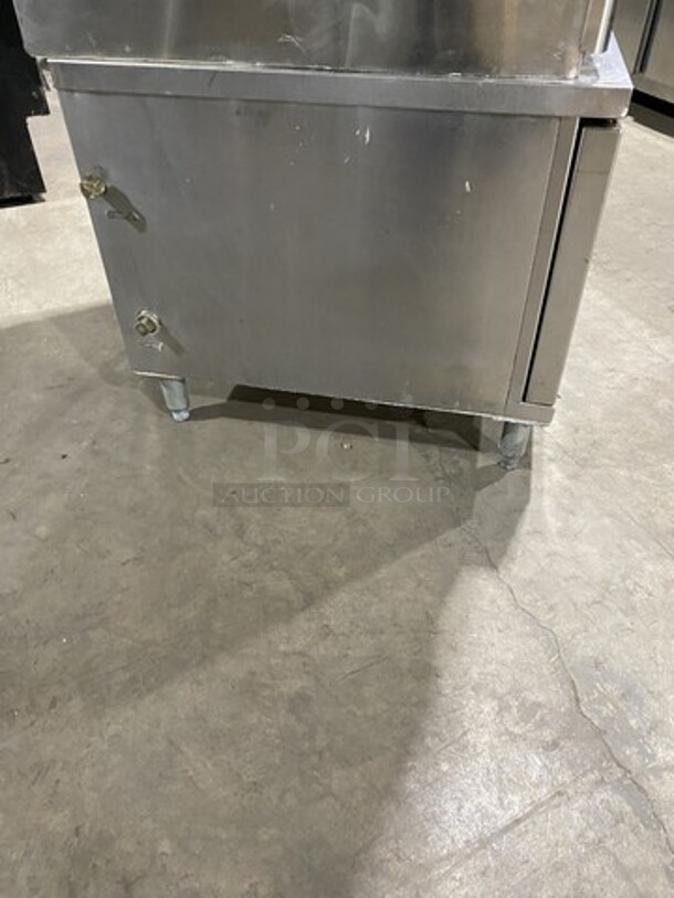 Vulcan Electric Powered Counter Top Steamer! On Legs!  - Image 2 of 8