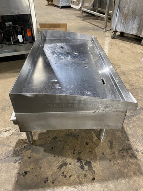 NEW! OUT OF THE BOX! Star Max Commercial Countertop Electric Powered Mirror Shine Flat Top Griddle! With Back And Side Splashes! All Stainless Steel! On Small Legs! - Image 4 of 11