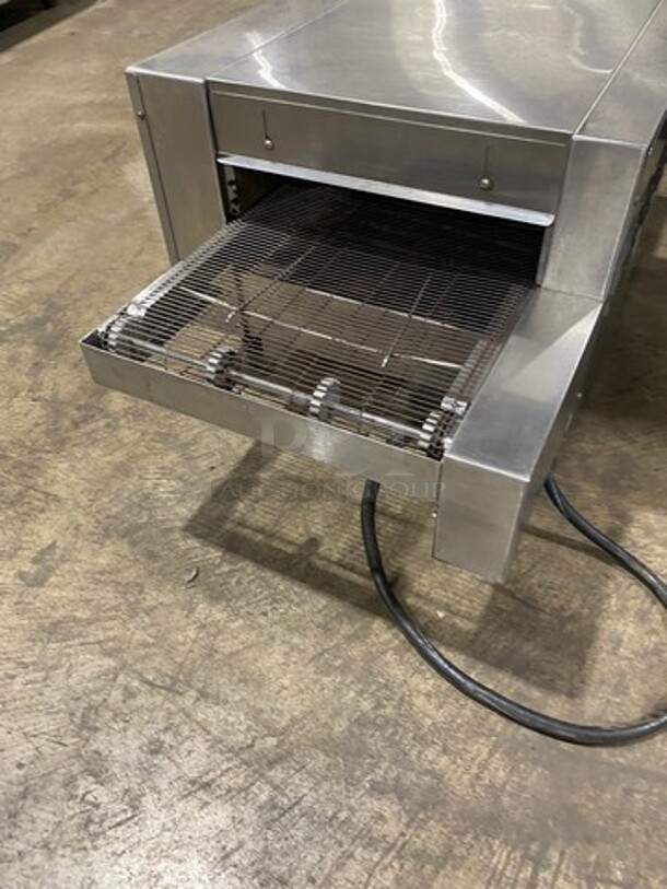 WOW! Mighty Chef Commercial Countertop Conveyor Oven! All Stainless Steel! On Small Legs! - Image 4 of 8