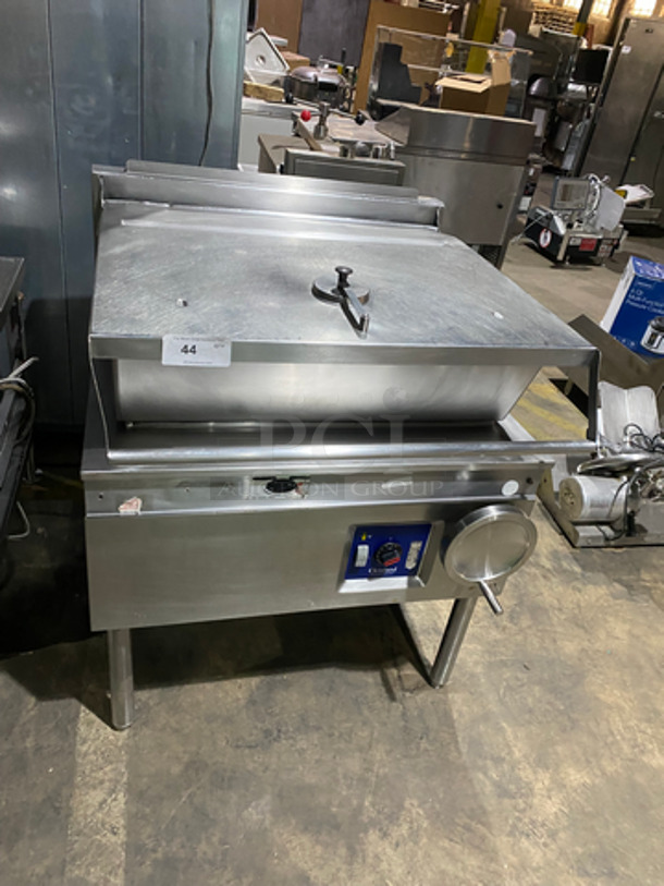 NICE! Cleveland Natural Gas Powered Tilt Skillet/Braising Pan! All Stainless Steel! On Legs! - Image 7 of 7