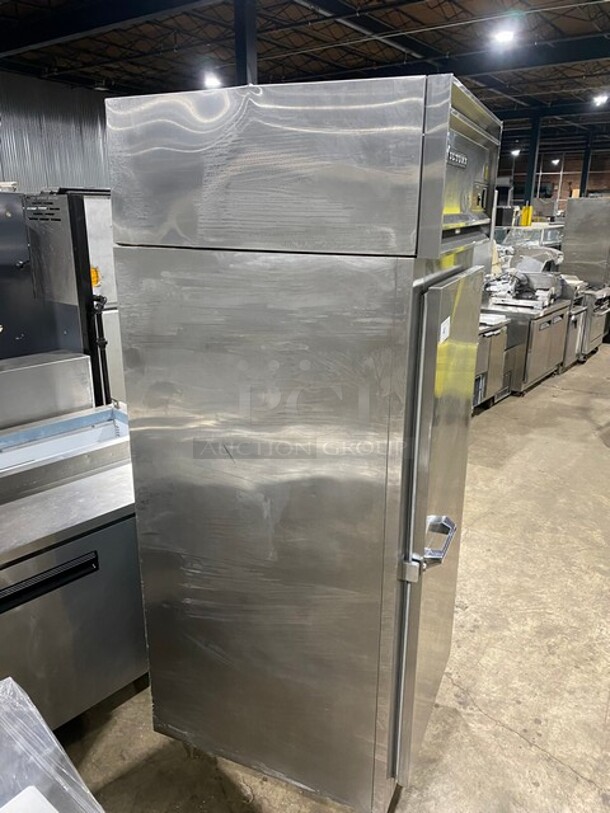 Victory Commercial Single Door Reach In Freezer! All Stainless Steel! On Legs! Model: FS1DS7EW SN: B0380890 115V 60HZ 1 Phase - Image 3 of 9