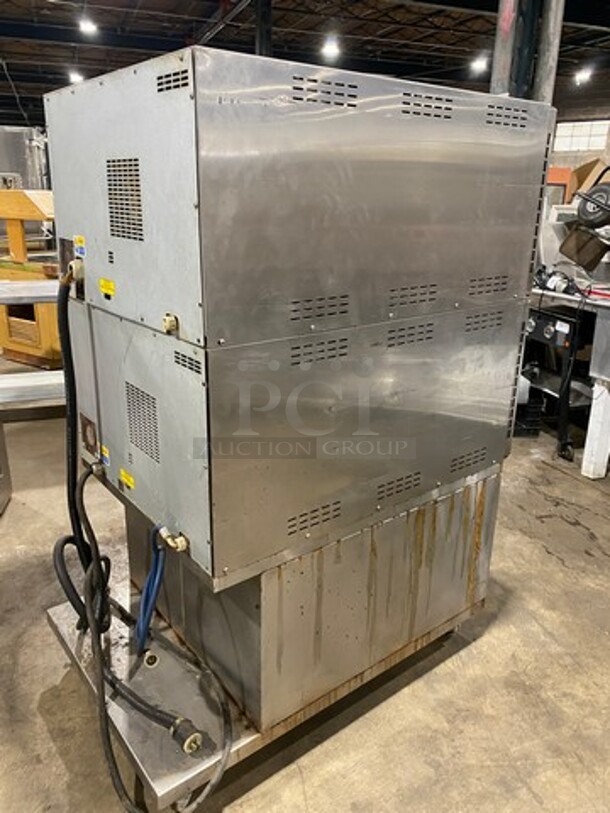 Mono Commercial Double Deck Convection Oven! With View Through Doors! All Stainless Steel! On Casters! - Image 4 of 11