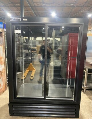 Powers Equipment Commercial 2 Door Reach In Cooler Merchandiser! MODEL FS54GD SN: DO22613 115V 1PH