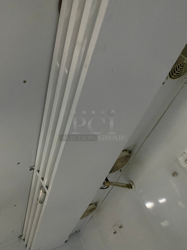National Commercial 3 Door Reach In Freezer Merchandiser! With View Through Doors! With Poly Coated Racks! Model: ULG80BCP-6 SN: 0734819 115/208/230V 60HZ 1 Phase - Image 3 of 5