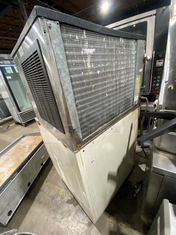 Ice-O-Matic Commercial Ice Maker Machine! On Ice Bin! All Stainless Steel! MODEL ICE0400HA1 SN:J11208239Z 115V 1PH - Image 4 of 7