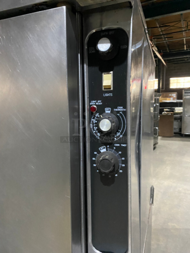 Blodgett Commercial Natural Gas-Powered Double Deck Convection Ovens! With 2 Solid Doors! With Metal Oven Racks And Thermostatic Controls! All Stainless Steel! On Casters! 2x Your Bid! - Image 7 of 9