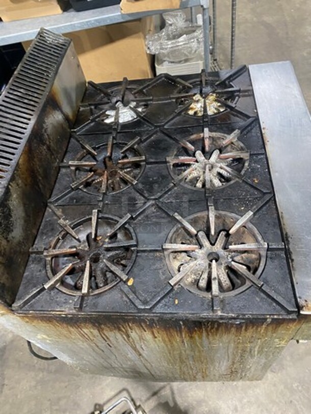 Garland Commercial Natural Gas Powered 6 Burner Stove! With Back Splash! With Convection Oven Underneath! Metal Oven Rack! All Stainless Steel! - Image 5 of 9
