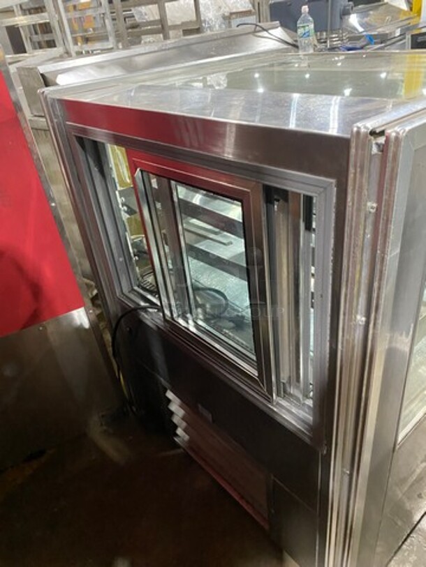Leader Commercial Refrigerated Deli/ Bakery Display Case Merchandiser! With Straight Front Glass! With Rear Access Doors! Stainless Steel Outline! Model: MCB36SC SN: UR080381 115V 60HZ 1 Phase - Image 4 of 9