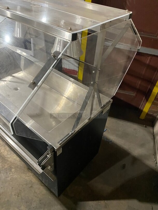 Vollrath Commercial Refrigerated Food Serving Station Counter/ Cold Pan! With Sneeze Guard! With Lowering Prep Line! Stainless Steel Body! On Casters! Model: R3871660 SN: B31500809205001 120V 60HZ 1 PH - Image 2 of 9