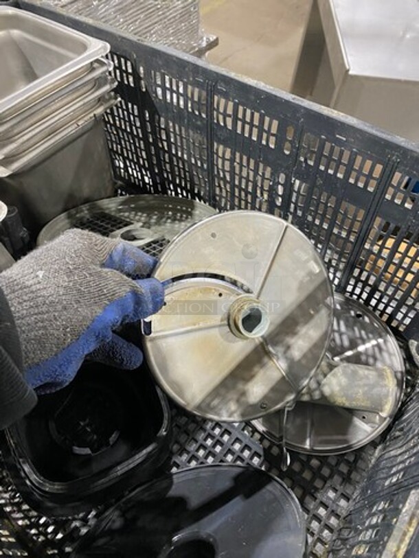 ALL ONE MONEY! MISCELLANEOUS! Includes Assorted Size Commercial Steam Table/ Prep Table Food Pans, Assorted Slicer/ Cutter Attachments! - Image 4 of 5