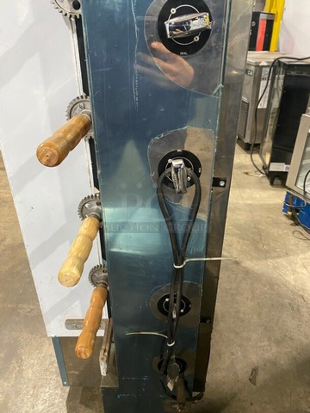 LATE MODEL! 2016 Globex Commercial LP Powered Rotisserie Machine! With View Through Door! All Stainless Steel! On Casters! Model: FRT6 SN: 1617921 - Image 6 of 11