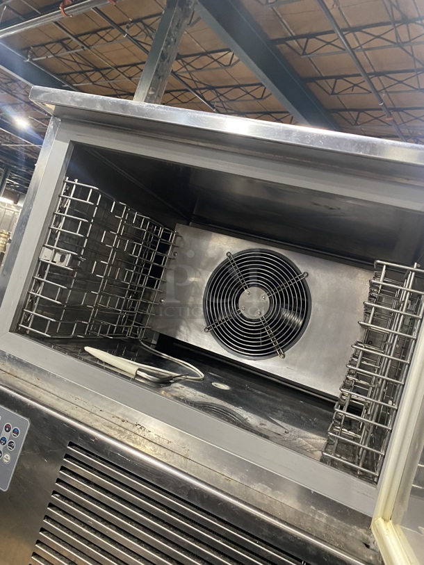 Servolift Eastern Commercial Undercounter Blast Chiller! All Stainless Steel! MODEL RCM051S SN: F20080211000020! 208V 1PH! - Image 6 of 8