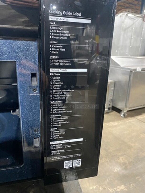 LATE MODEL! 2020 Samsung Countertop Microwave Oven! Model: ME21M706BAS SN: 0B8D7WONC02647J 120V - Image 6 of 10