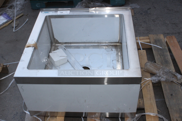 BRAND NEW SCRATCH & DENT! Regency 600SM242412 29" 16-Gauge Stainless Steel One Compartment Floor Mop Sink - 24" x 24" x 12" Bowl. Out of original packaging.  - Image 2 of 7