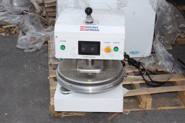 BRAND NEW SCRATCH & DENT! DoughXpress DXE-WH 18" Electromechanical Automatic Heavy Duty Pizza Dough Press - 120V, 1150W. S/N: 869-1961 - Image 6 of 7