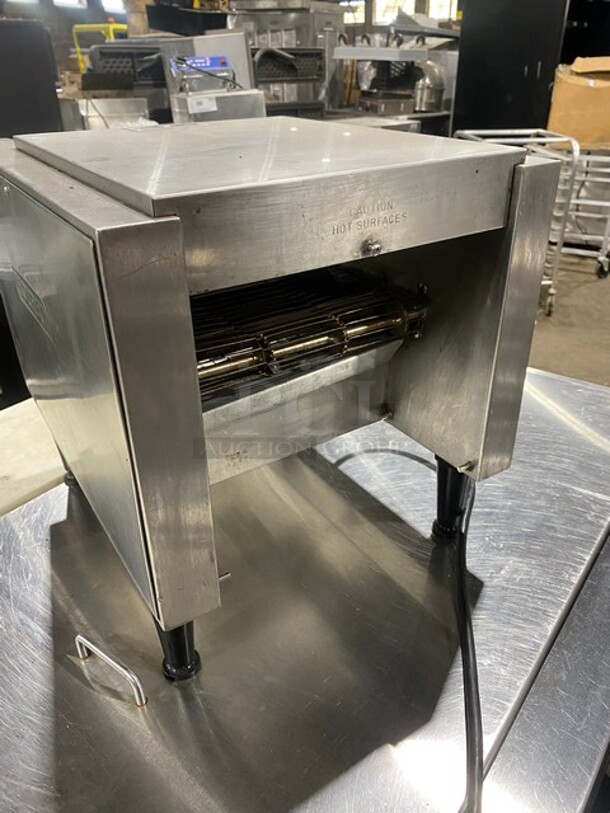 Holman! Stainless Steel!
 Conveyor Toaster! 120V! 60HZ! - Image 3 of 9