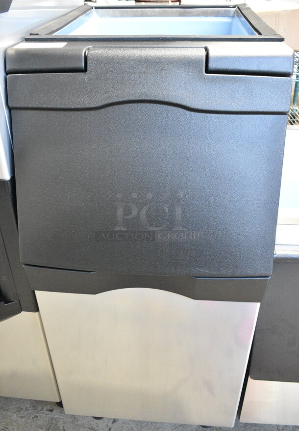 BRAND NEW SCRATCH AND DENT! 2024 Avantco 194BIN40022 22" Ice Storage Bin with Metallic Alloy Exterior - 383 lb. - Image 2 of 7