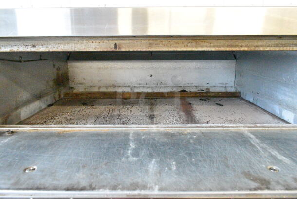 2 2021 Bakers Pride 151 Stainless Steel Commercial Natural Gas Powered Single Deck Pizza Oven w/ Cooking Stones on Metal Legs. 48,000 BTU. 2 Times Your Bid!  - Image 4 of 12