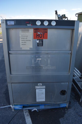 Douglas SD-20-IREL Stainless Steel Commercial Natural Gas Powered Pot and Pan Washer. 480 Volts, 3 Phase. 50x36x71
