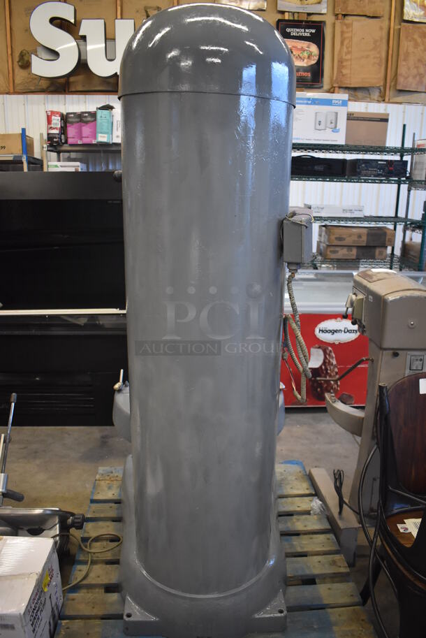 Hobart Metal Commercial Floor Style 140 Quart Planetary Dough Mixer. 32x48x70 - Image 9 of 10
