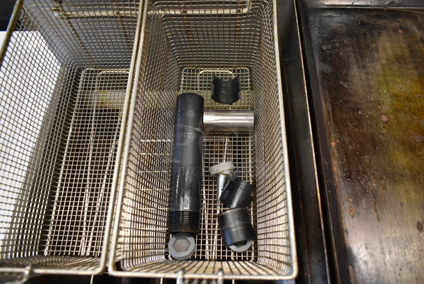 2022 Serv-Ware SGF-40L Stainless Steel Commercial Floor Style Propane Gas Powered Deep Fat Fryer w/ 2 Metal Fry Baskets. 90,000 BTU. - Image 3 of 7