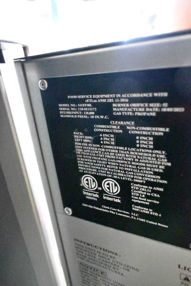 BRAND NEW SCRATCH AND DENT! Mainstreet 541FF50L Stainless Steel Commercial Floor Style Propane Gas Powered Deep Fat Fryer w/ 2 Metal Baskets. 120,000 BTU. - Image 11 of 11