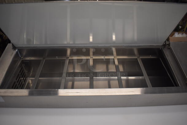 BRAND NEW SCRATCH AND DENT! Avantco SSPPT-3 93" 4 Drawer 1 Door Refrigerated Pizza Prep Table on Commercial Casters. 115 Volts 1 Phase. Tested and Working! - Image 3 of 10