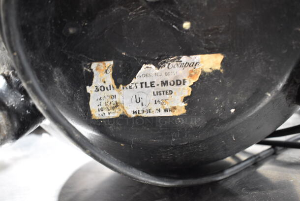 Metal Countertop Soup Kettle Food Warmer. Tested and Does Not Power On - Image 3 of 3