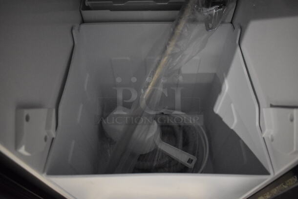 BRAND NEW SCRATCH AND DENT! KoolMore BIM75-BS Stainless Steel Commercial Self Contained Undercounter Ice Machine. 115 Volts, 1 Phase. 15x17.5x33 - Image 5 of 7