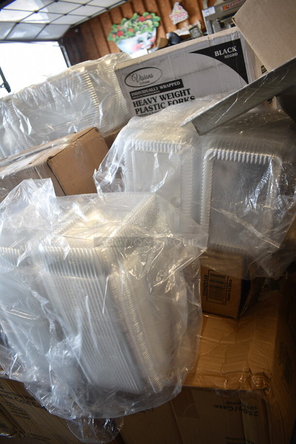 PALLET LOT of 15 BRAND NEW Boxes Including 127SB32COMBO Choice 32 oz. Clear Plastic Salad Bowl with Lid - 150/Case, 760SOUP8WPA Choice 8 oz. White Double Poly-Coated Paper Food Cup with Vented Paper Lid - 250/Case, 808KK6 Tablecraft KK6 KenKut 24" Film and Foil Dispenser / Cutter, KEG425 Torpedo Keg, 2 Box 500TW7 Choice 7 oz. Translucent Thin Wall Plastic Cold Cup - 2500/Case, 129MCR16B Choice 16 oz. Black 6 1/4" Round Microwavable Heavy Weight Container with Lid - 150/Case. 15 Times Your Bid! - Image 11 of 12