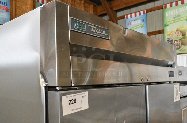 2023 True T-35-HC Stainless Steel Commercial 2 Door Reach In Cooler w/ Poly Coated Racks on Commercial Casters. 115 Volts, 1 Phase. Tested and Working! - Image 4 of 7